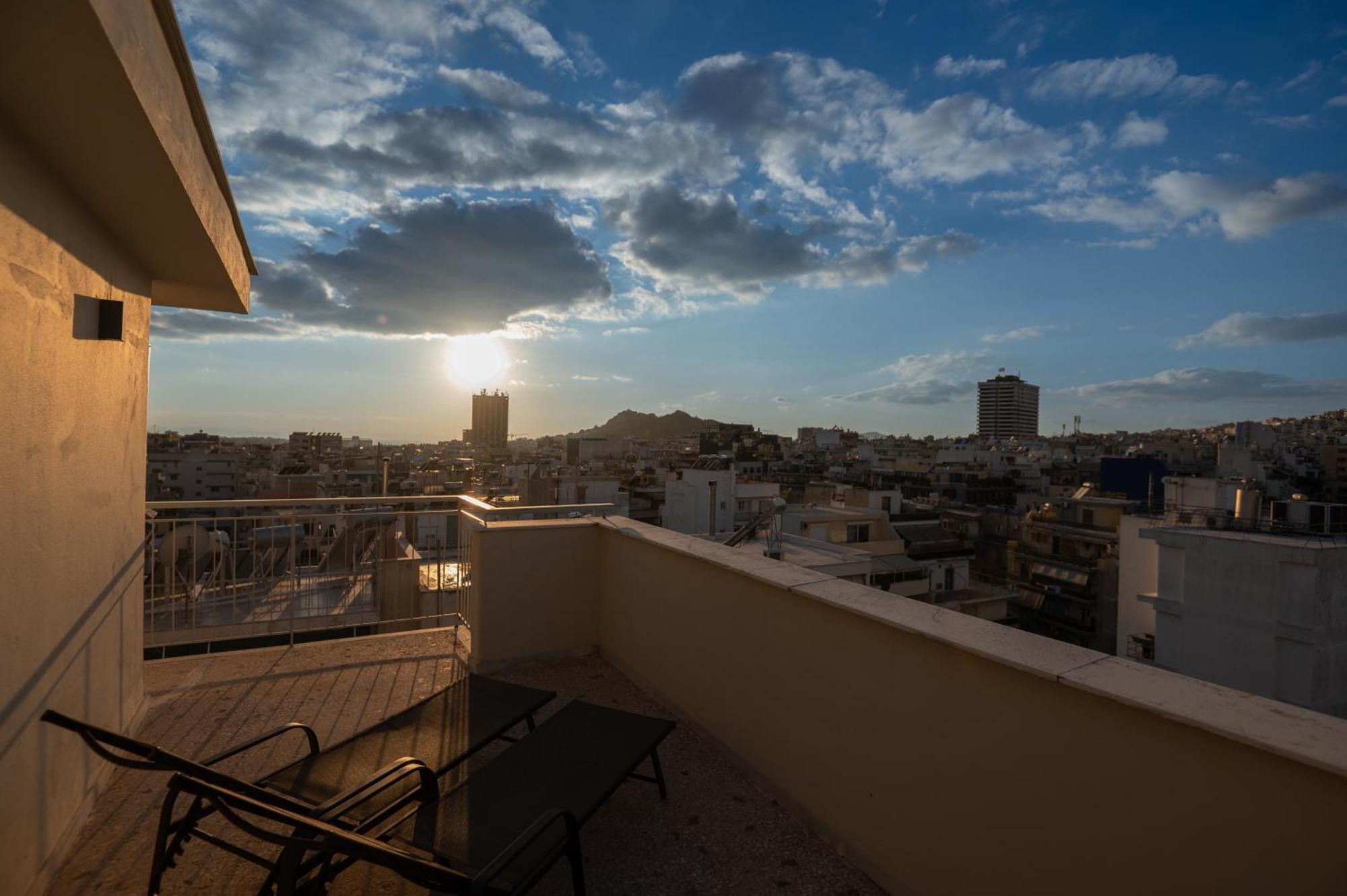 With Panoramic View *