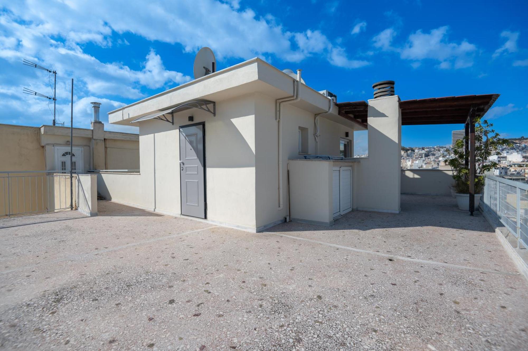 With Panoramic View Apartment *